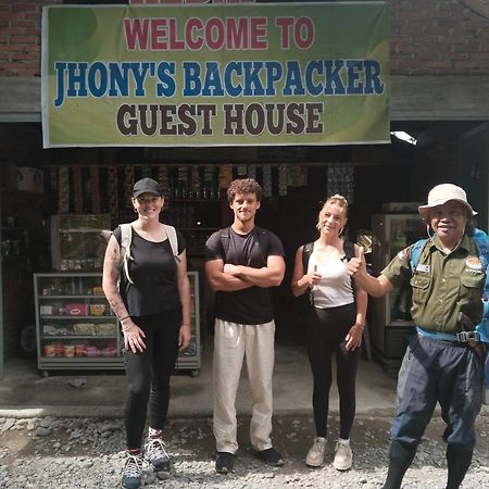 Jhony'S Backpacker-Guest House Only Stay Here Book Treking With Us 武吉拉旺 外观 照片