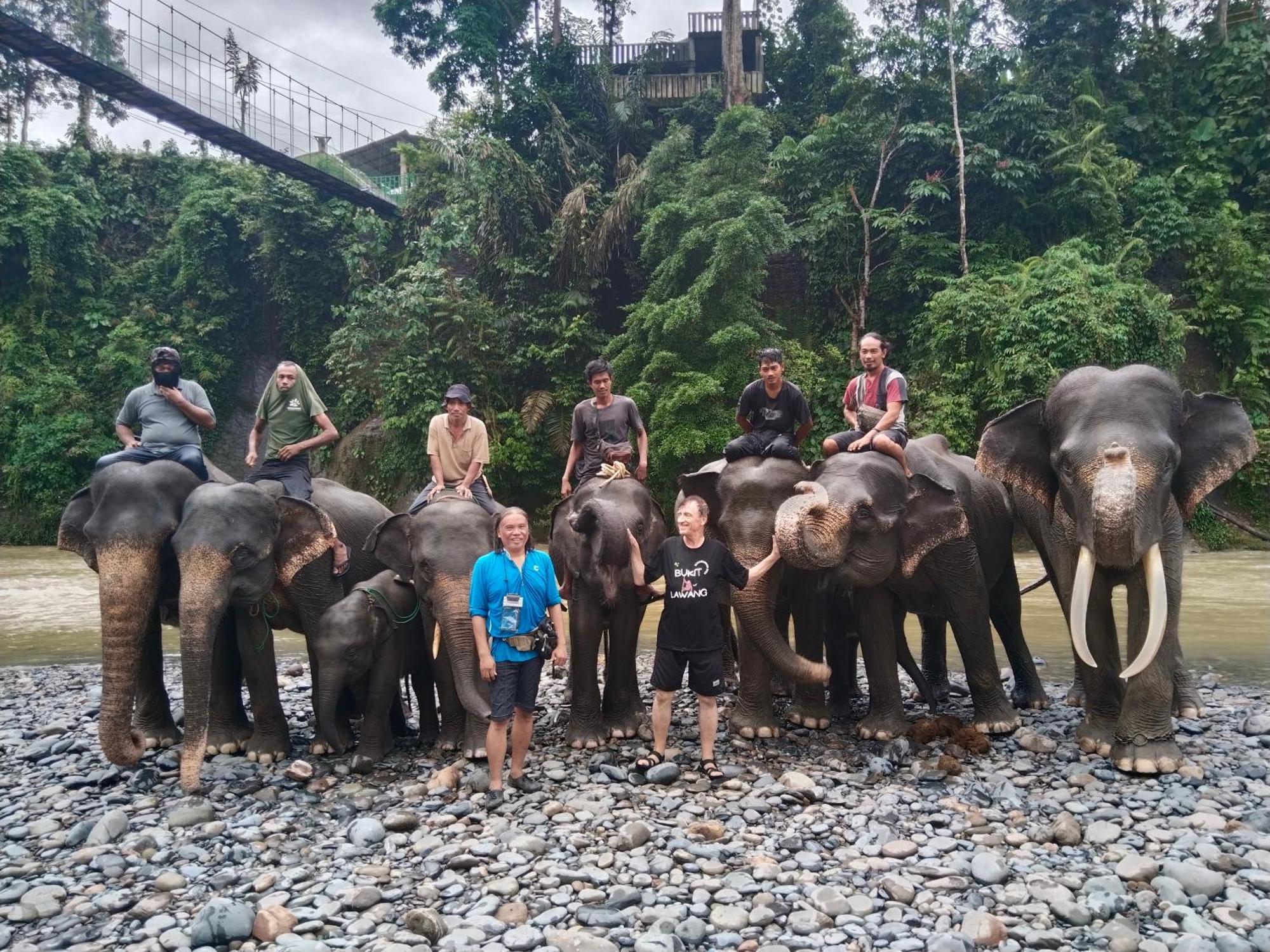 Jhony'S Backpacker-Guest House Only Stay Here Book Treking With Us 武吉拉旺 外观 照片