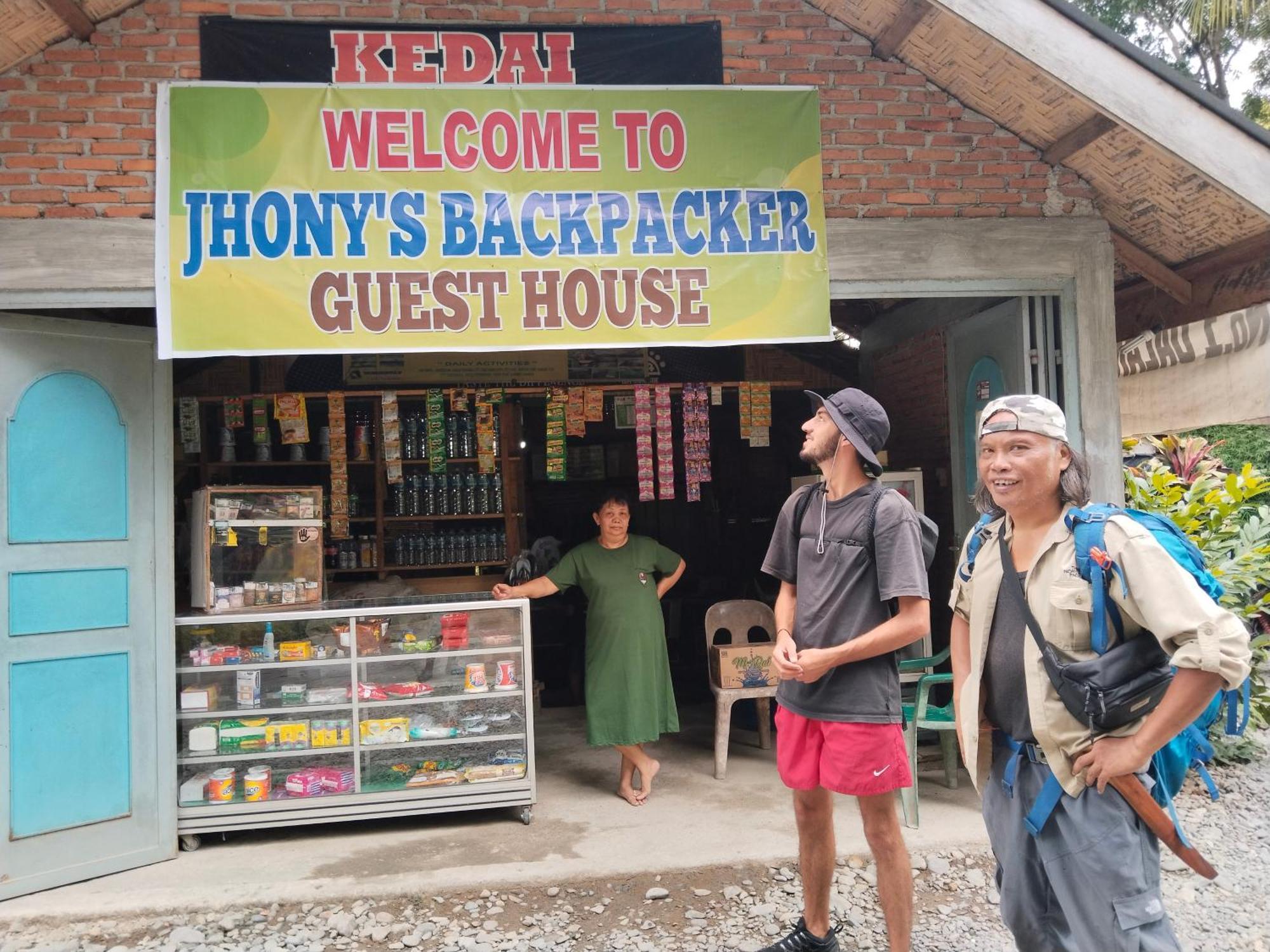 Jhony'S Backpacker-Guest House Only Stay Here Book Treking With Us 武吉拉旺 外观 照片