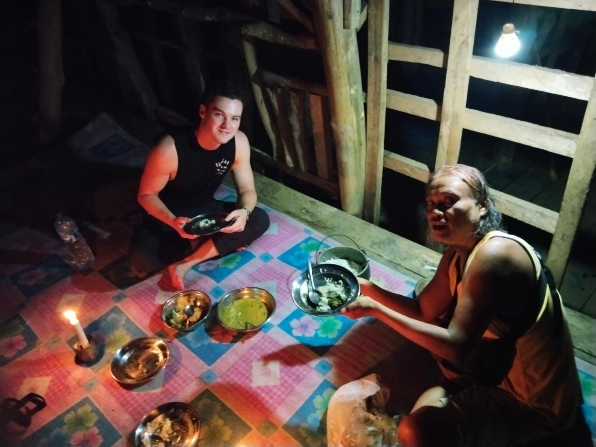 Jhony'S Backpacker-Guest House Only Stay Here Book Treking With Us 武吉拉旺 外观 照片