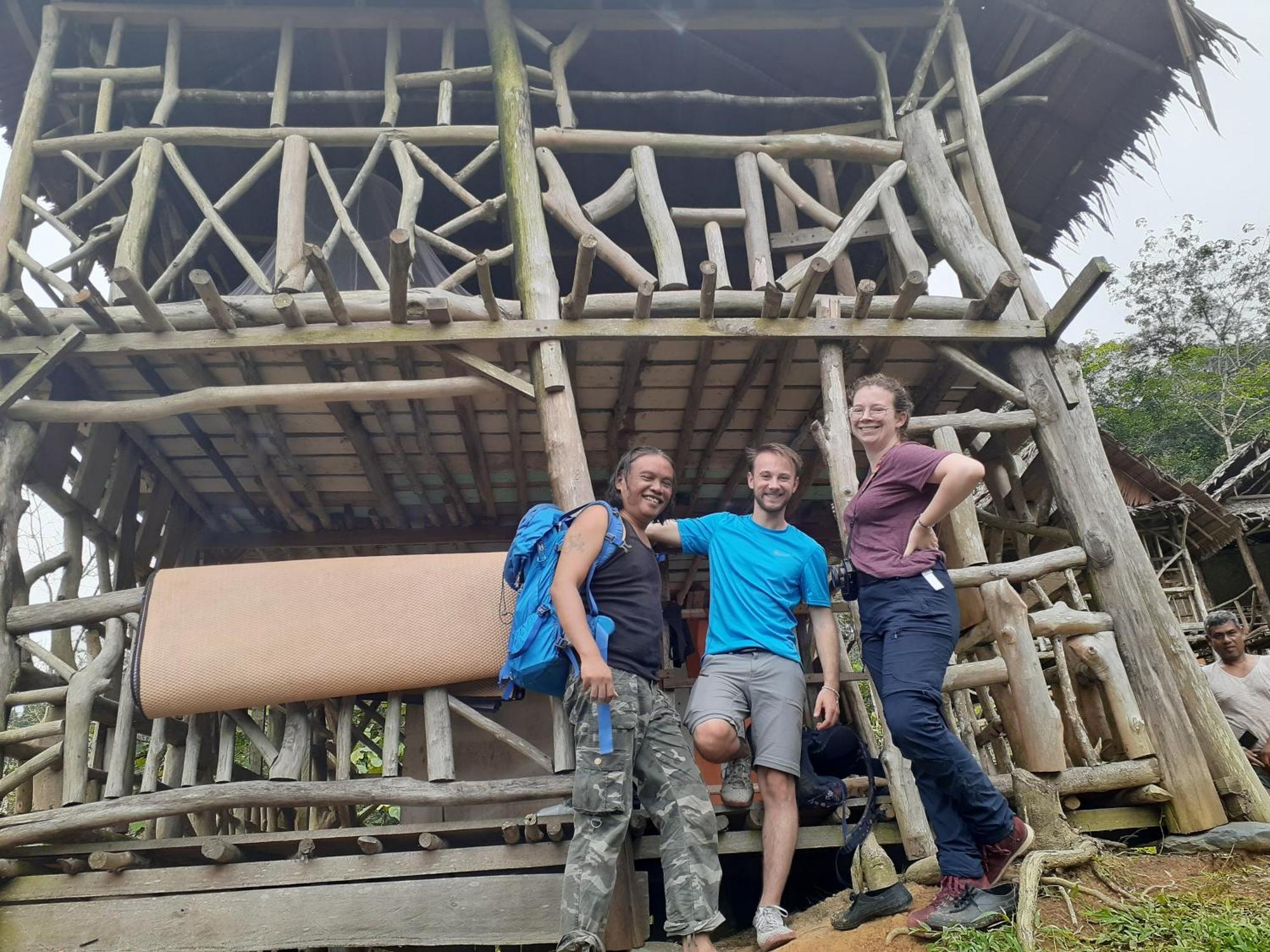 Jhony'S Backpacker-Guest House Only Stay Here Book Treking With Us 武吉拉旺 外观 照片
