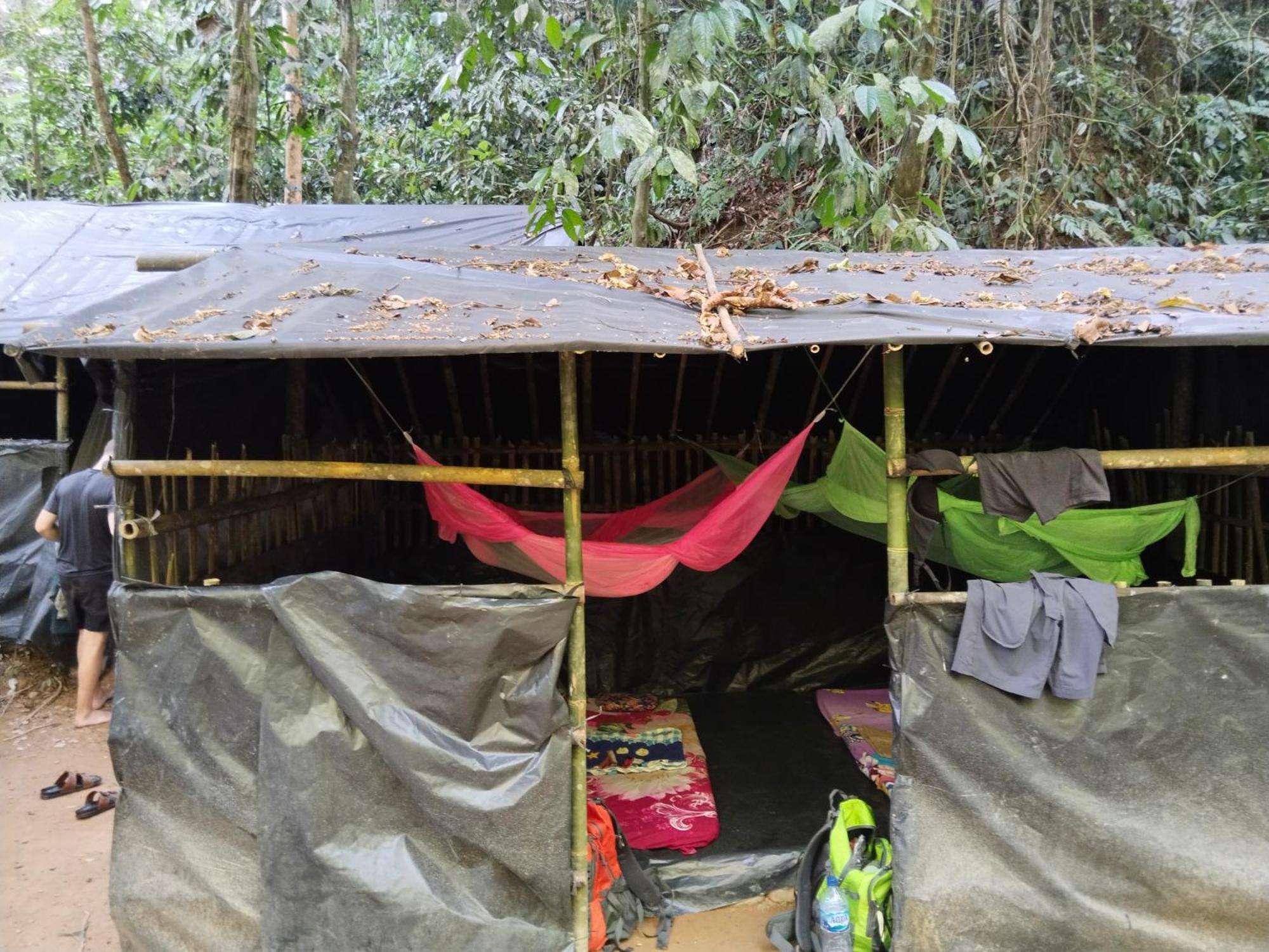 Jhony'S Backpacker-Guest House Only Stay Here Book Treking With Us 武吉拉旺 外观 照片