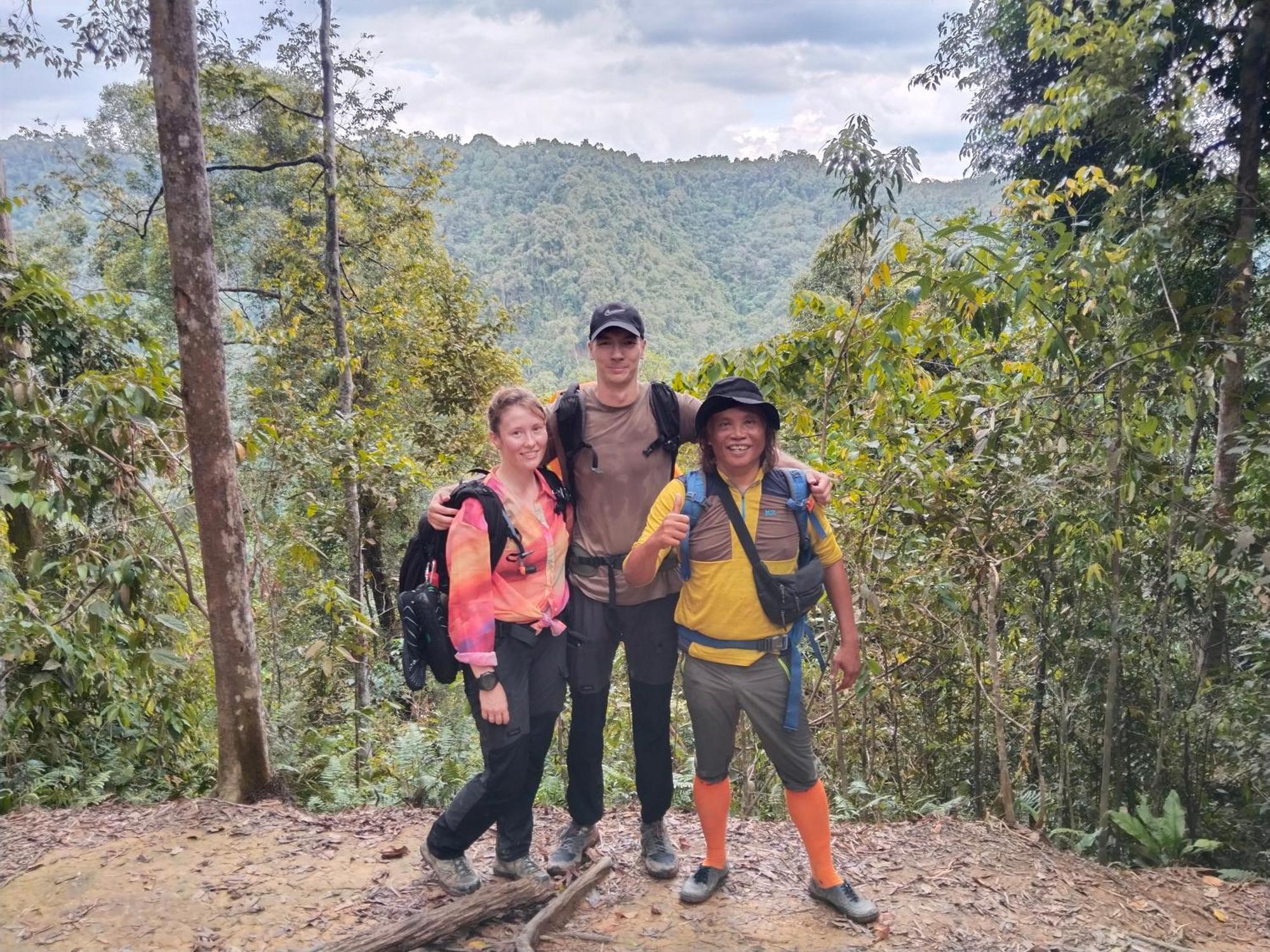 Jhony'S Backpacker-Guest House Only Stay Here Book Treking With Us 武吉拉旺 外观 照片