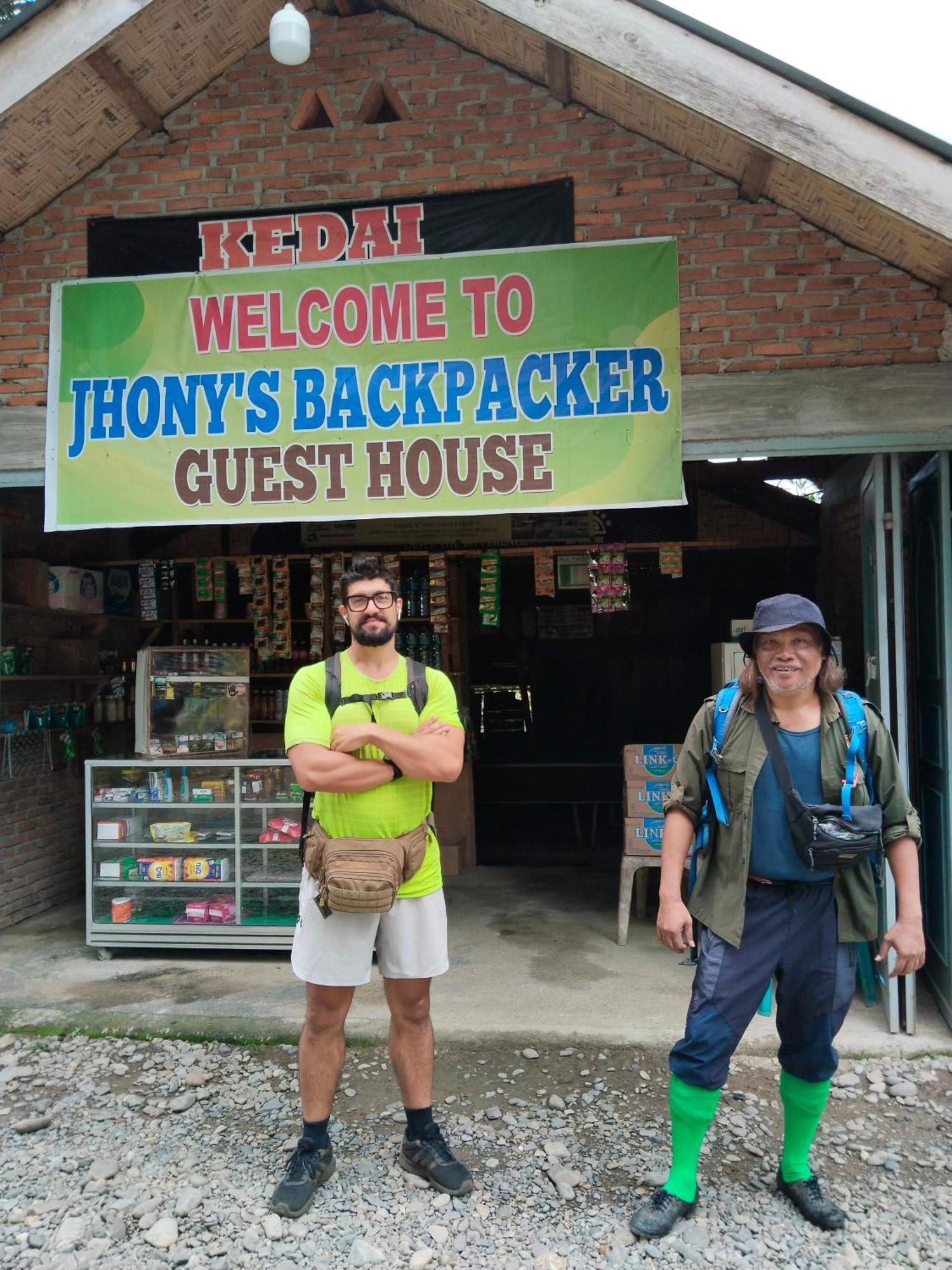 Jhony'S Backpacker-Guest House Only Stay Here Book Treking With Us 武吉拉旺 外观 照片