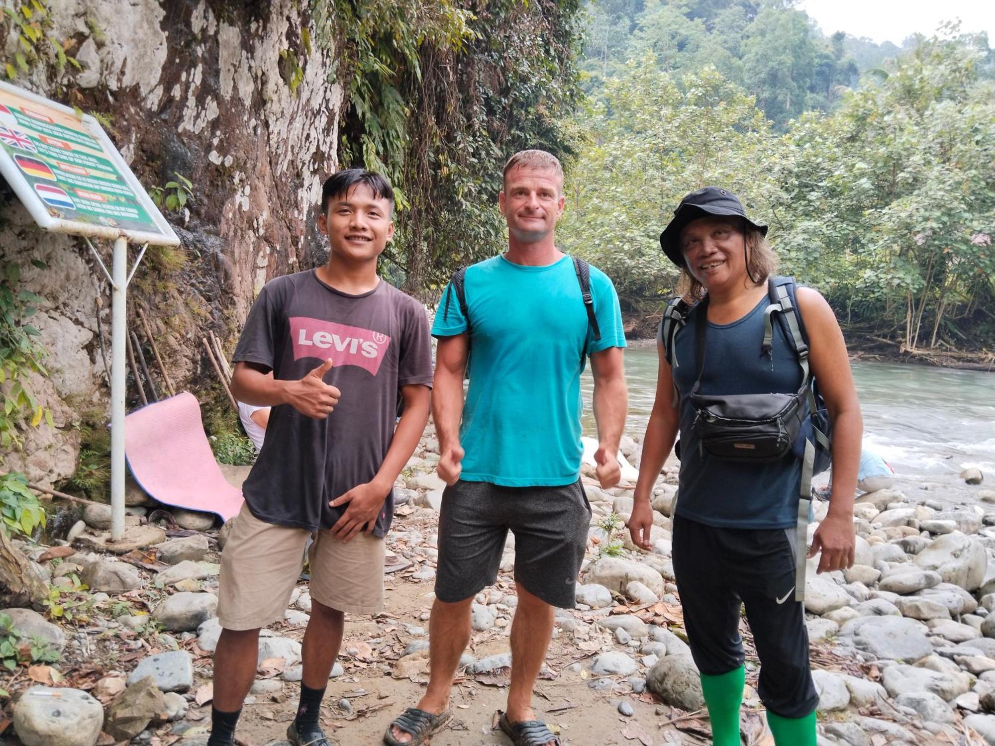 Jhony'S Backpacker-Guest House Only Stay Here Book Treking With Us 武吉拉旺 外观 照片
