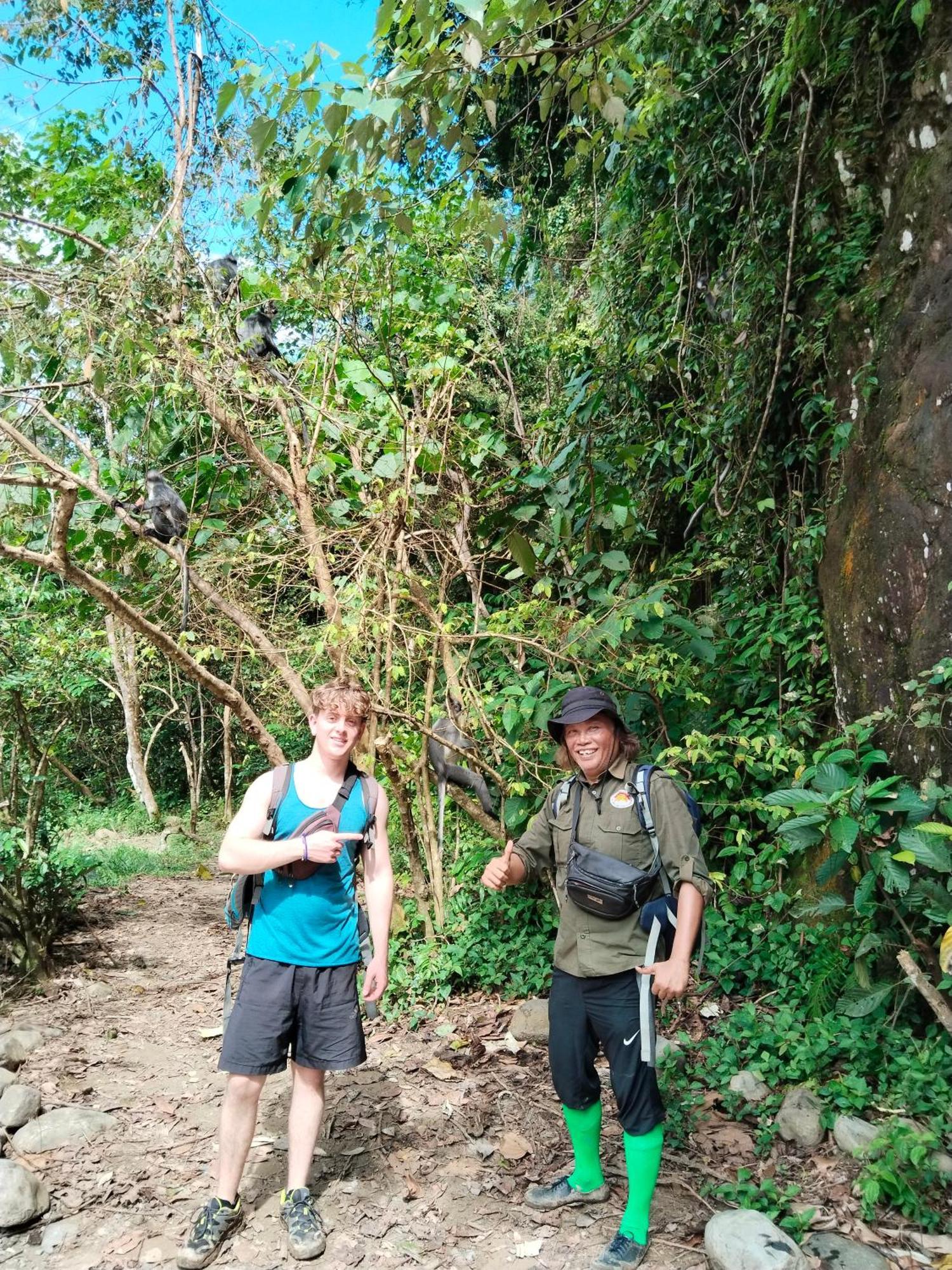 Jhony'S Backpacker-Guest House Only Stay Here Book Treking With Us 武吉拉旺 外观 照片